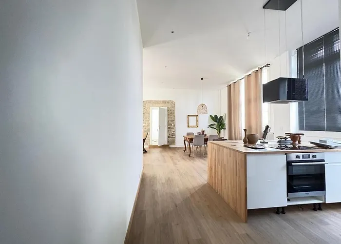 La Loge Entre Pierre & Histoire 公寓 栋弗龙